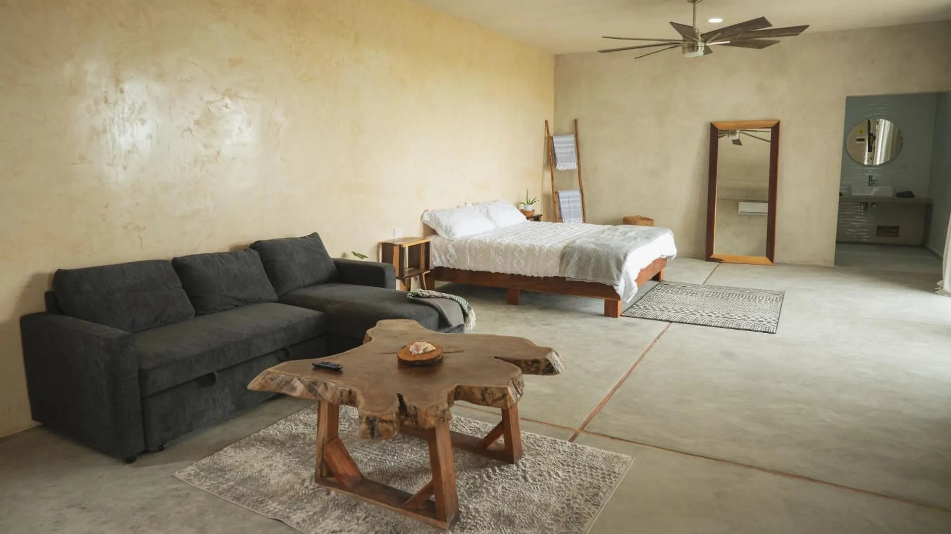 La Familia Casa And Suites Isla Holbox Hotel